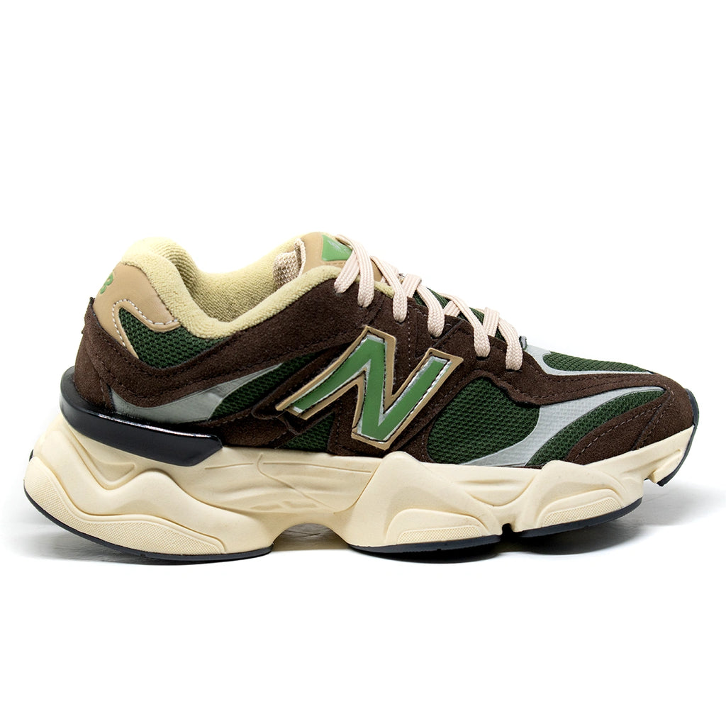 Tênis New Balance 9060