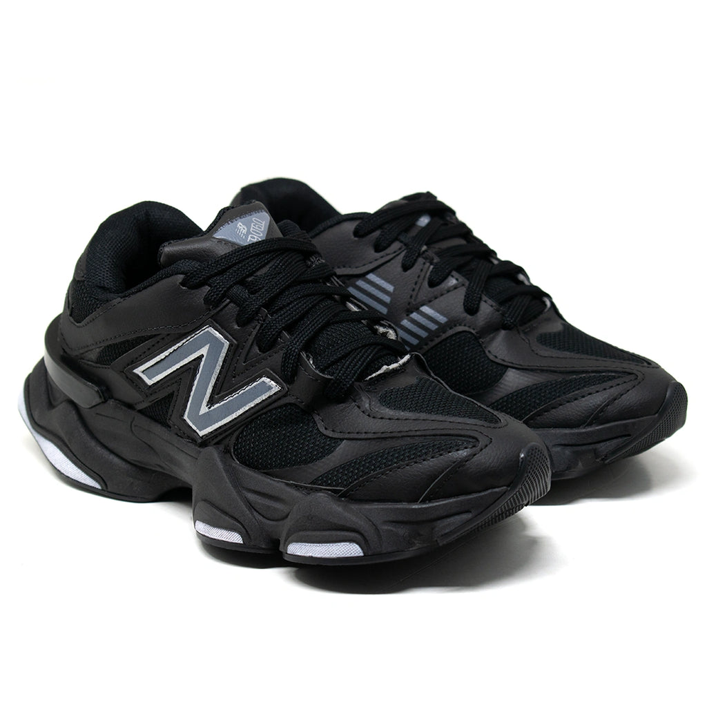 Tênis New Balance 9060