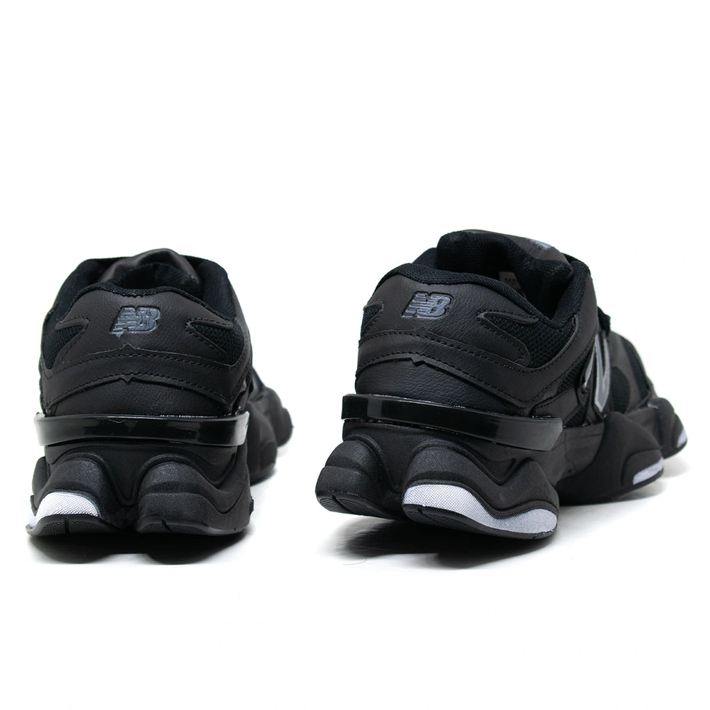 Tênis New Balance 9060
