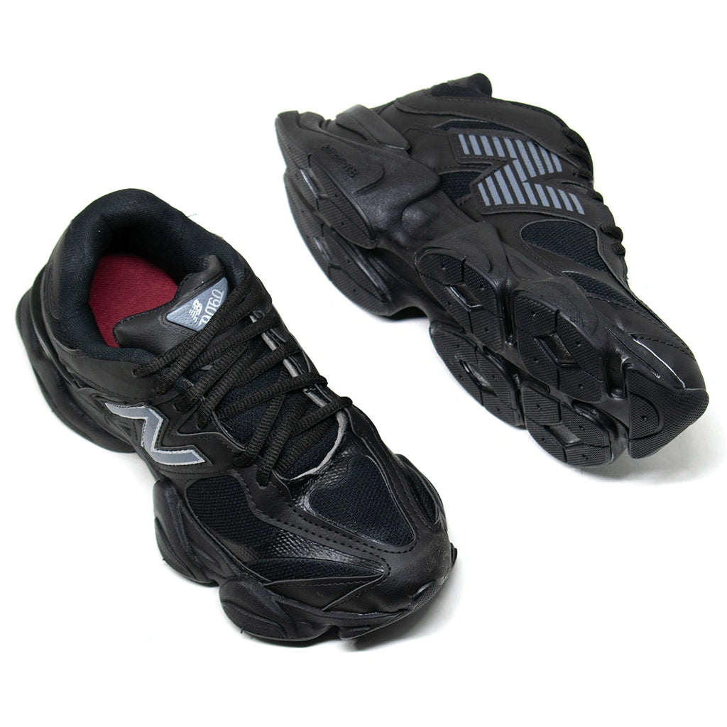 Tênis New Balance 9060