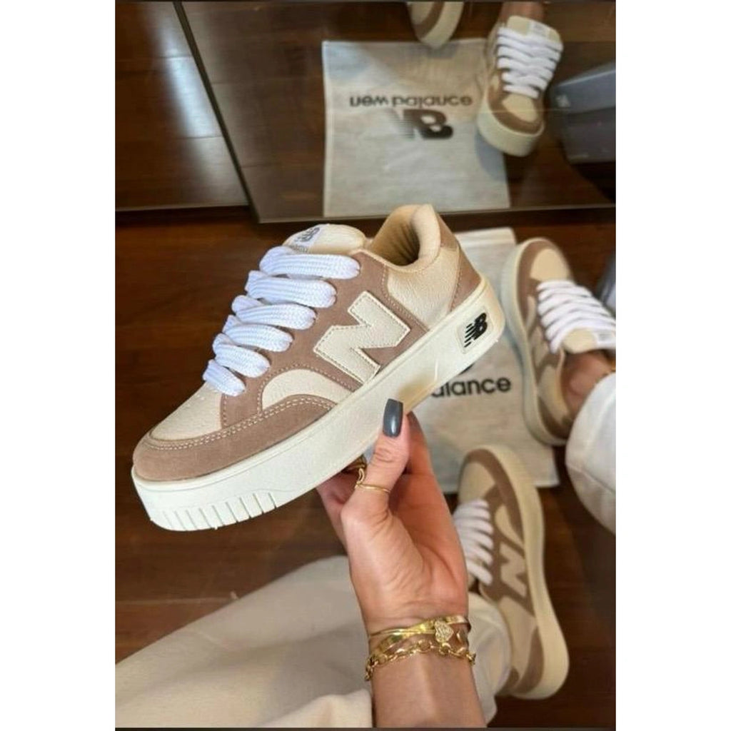 Tênis feminino  New Balance CT303