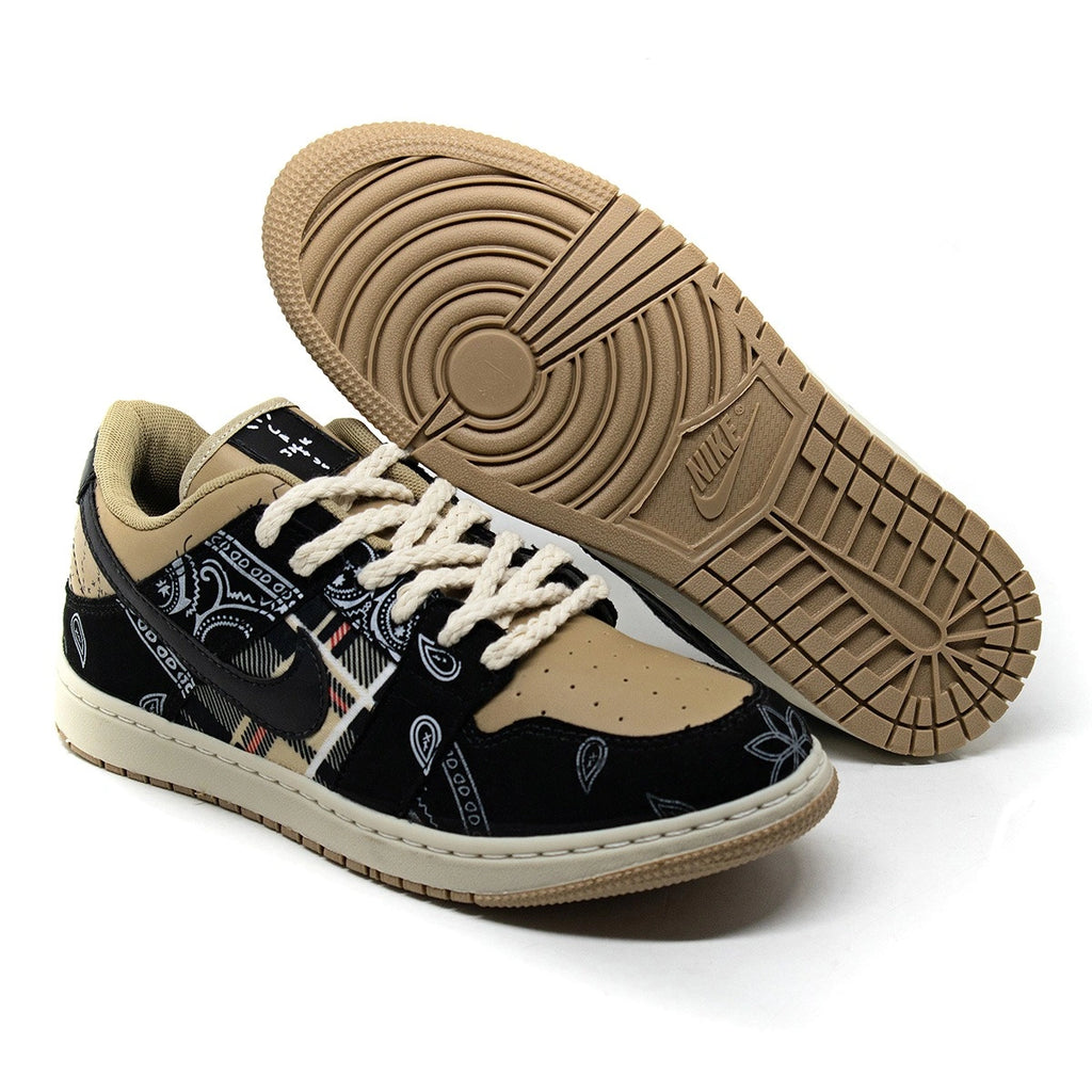 Tênis Nike SB Dunk Travis Scott x Low Cactus Jack