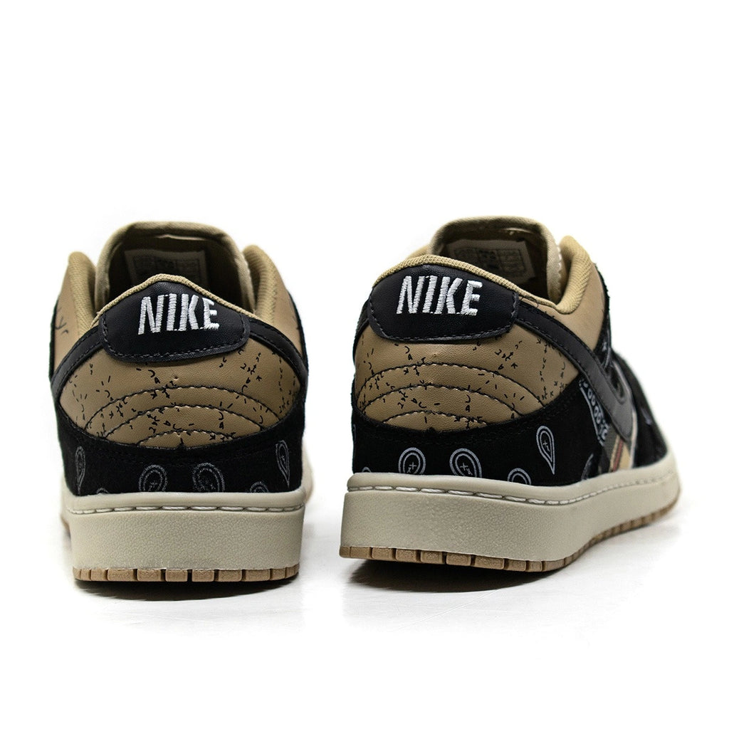 Tênis Nike SB Dunk Travis Scott x Low Cactus Jack