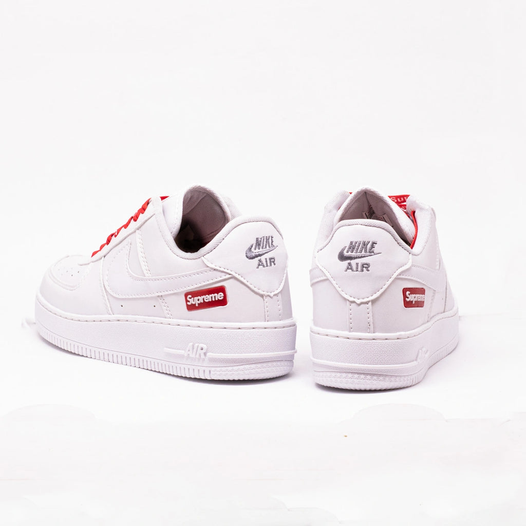 Tênis Nike Air Force Supreme