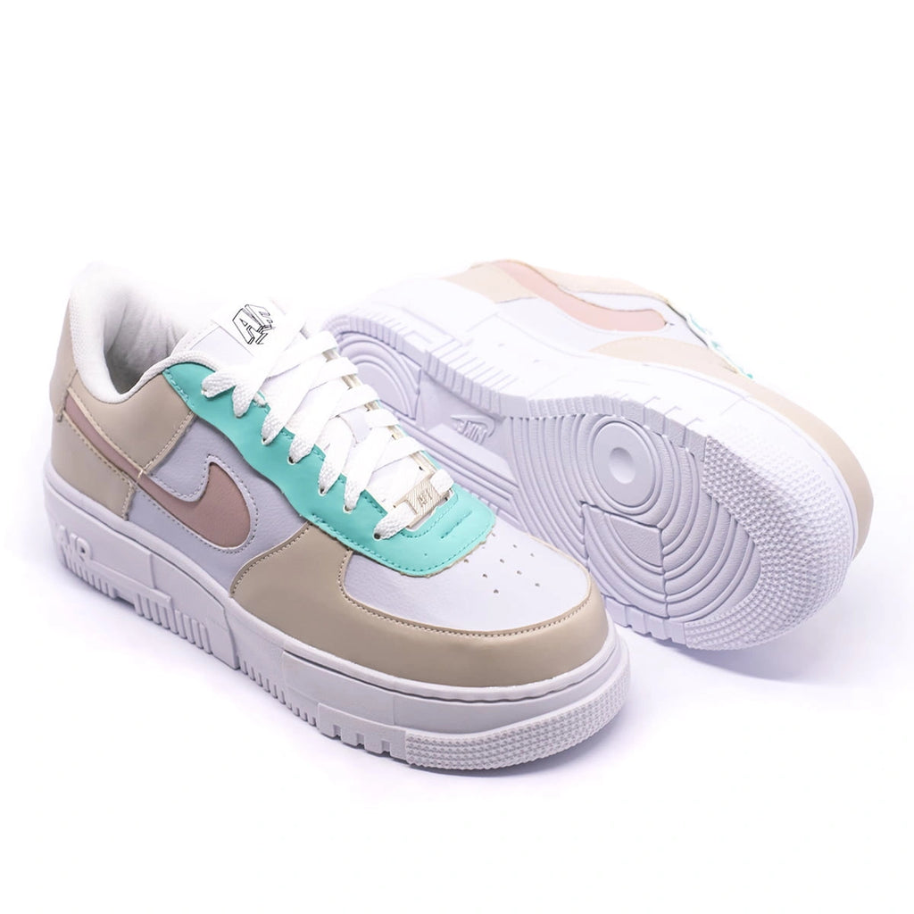 Tênis Feminino Nike Air Force 1 Pixel