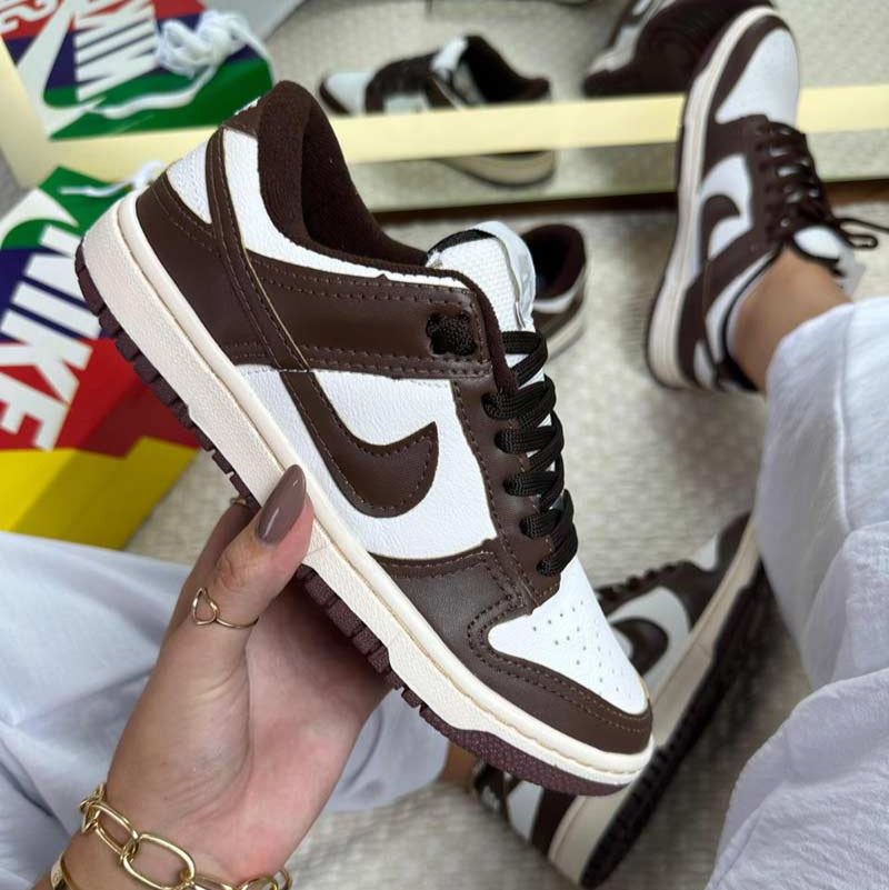 Tênis Nike Dunk Low Cacau