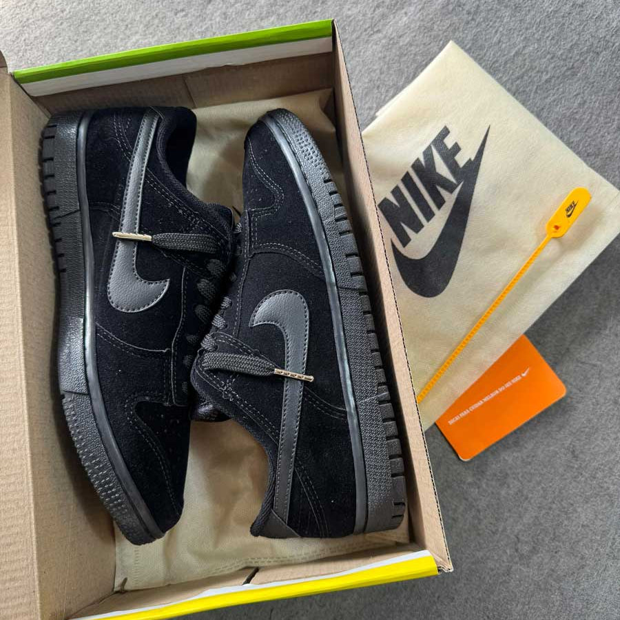 Tênis Nike Dunk Low All Black Premium
