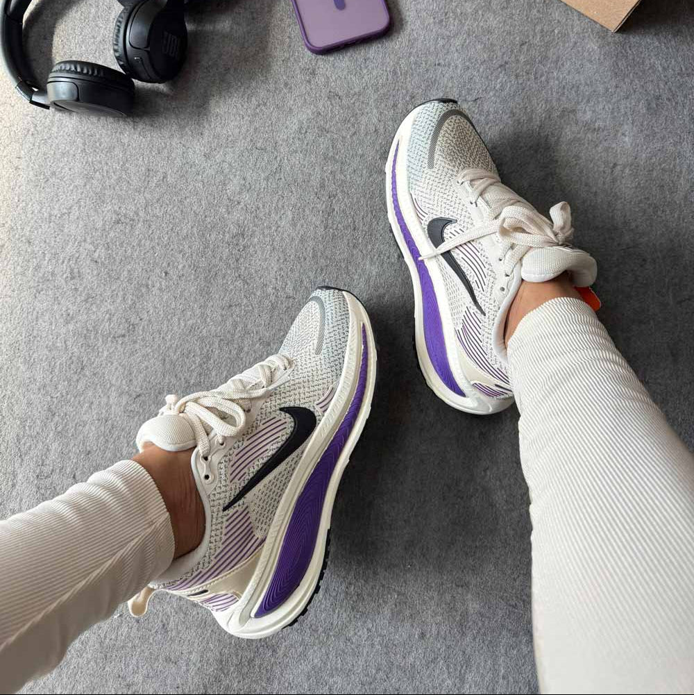 Tênis Nike Vomero 18 Premium Feminino